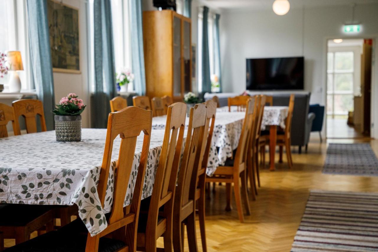 Kalvs Skolhus Hostel *